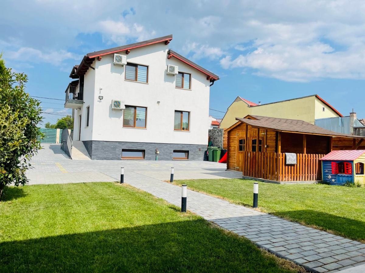 Готель Casa Sorriso Турда Екстер'єр фото