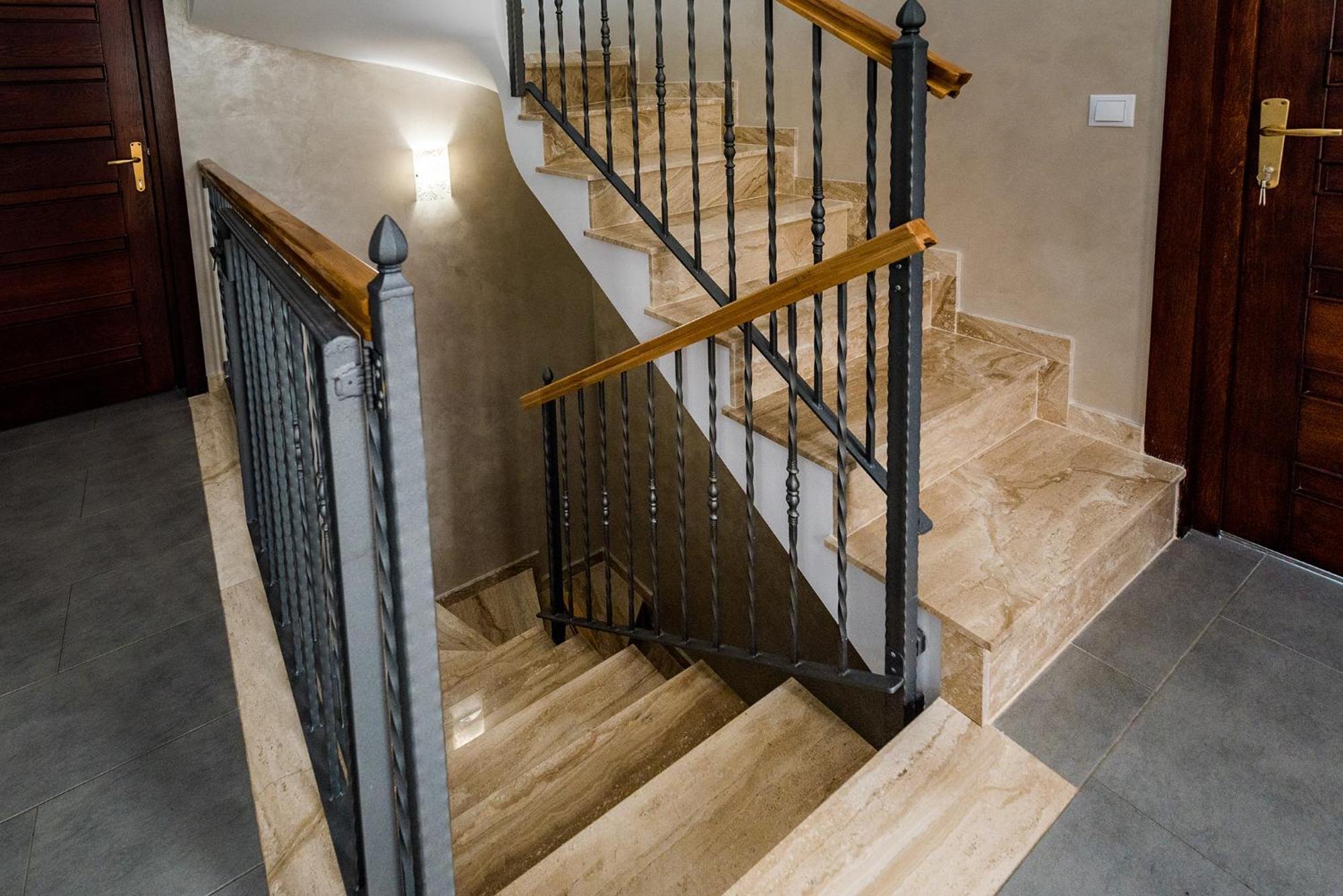 Готель Casa Sorriso Турда Екстер'єр фото